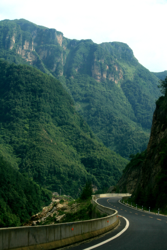 winding road, luquan